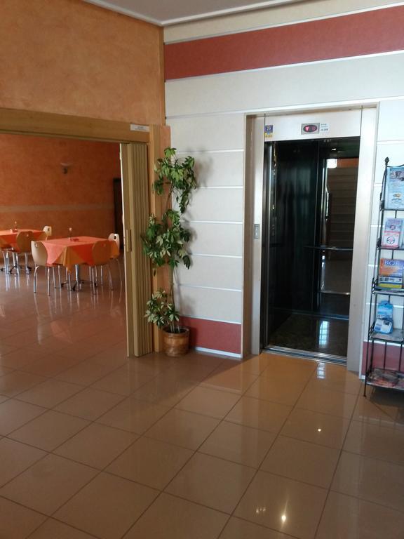 Hotel La Torre Los Montesinos Esterno foto
